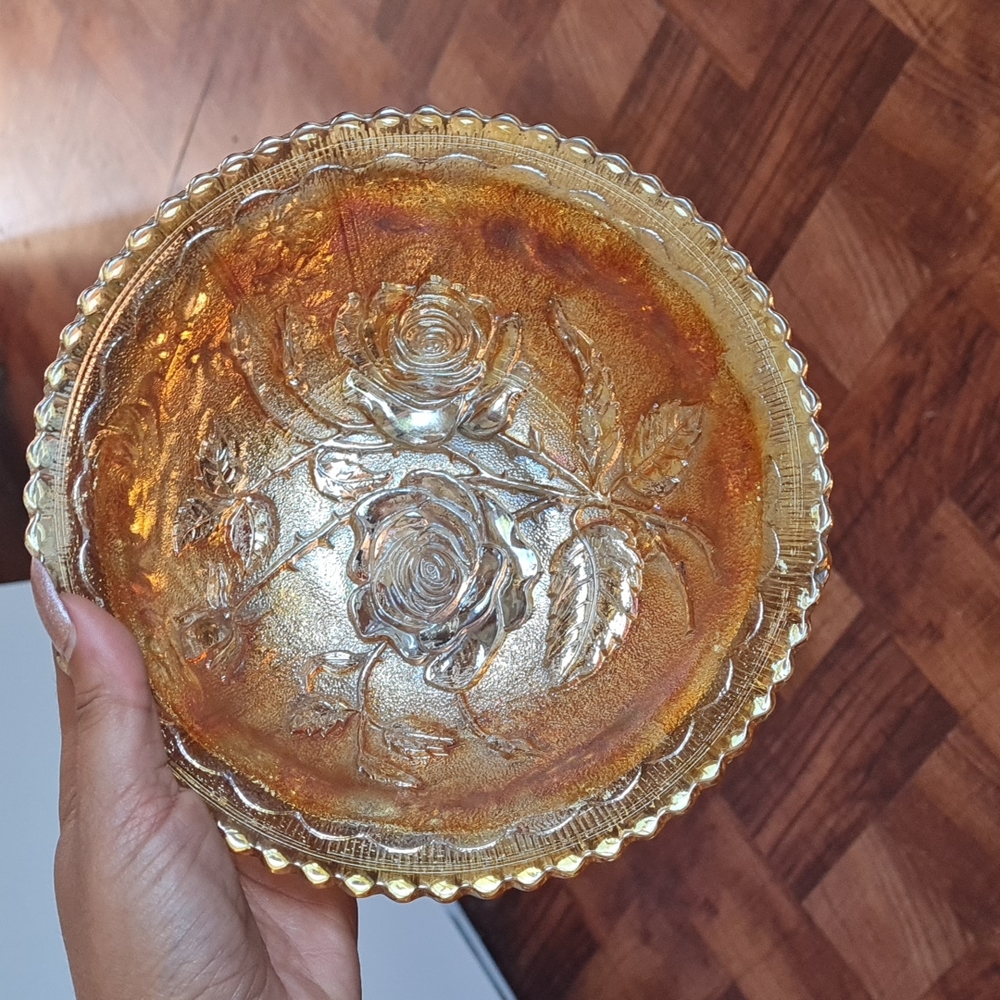 VINTAGE IMPERIAL MARIGOLD CARNIVAL GLASS OPEN ROSE PATTERN 7 BOWL